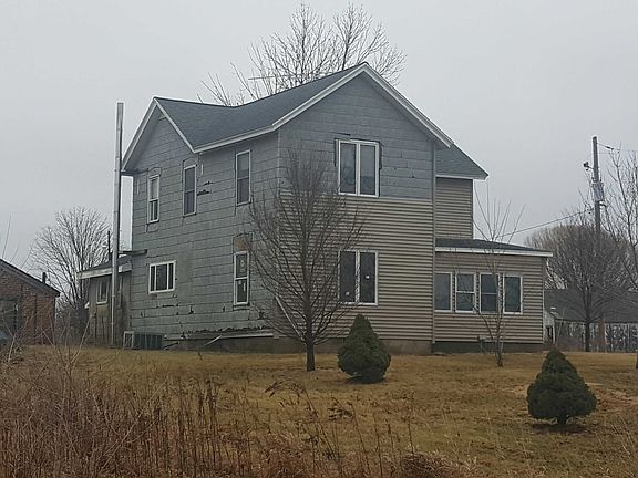 2nd image of 125 Knox Road 1800 E