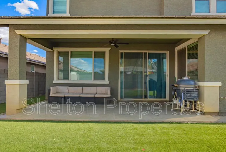 15062 W Portland St — Photo 22