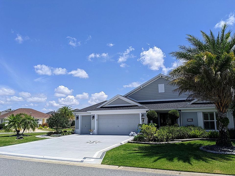 Great curb appeal