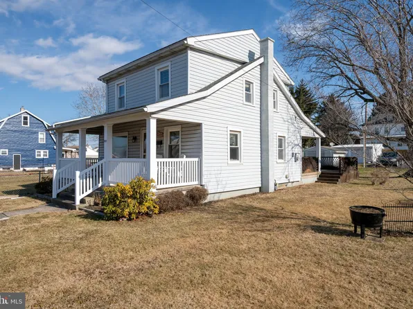 993 S Albemarle St, York, PA 17403