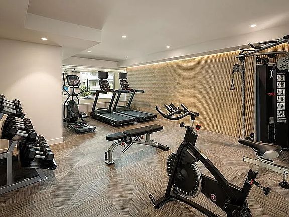 4th image of 11837 Mayfield Ave #405