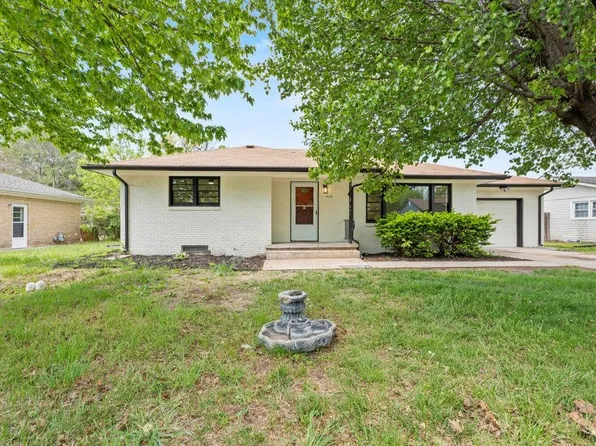 1113 Harrison St, Newton, KS 67114