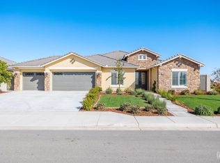 8708 Kenwick St, Bakersfield, CA