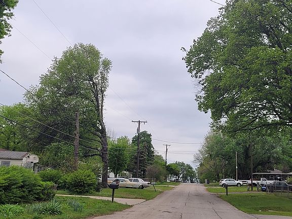 4th image of 788 S 138th East Ave