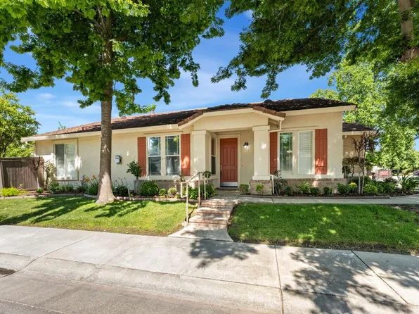 5 Adkinson Ct, Sacramento, CA 95835