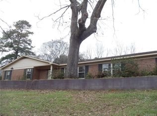 611 Rountree Dr, Selma, AL 36703