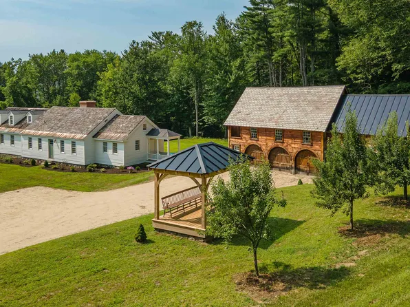 3 Apple Hill, Chesterfield, NH 03443