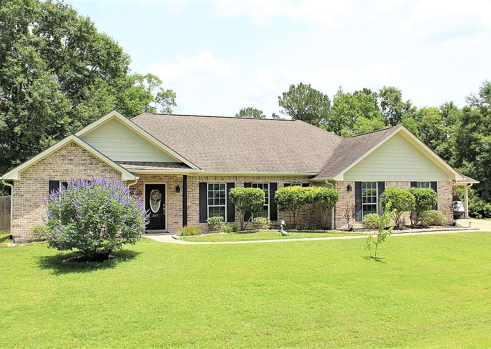 1st image of 317 Creekwood Dr