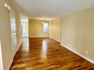 2144 Ellsworth St, Philadelphia, PA 19146