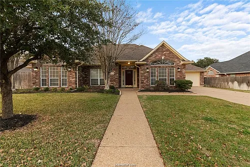 4709 Shoal Creek Dr Photo 1