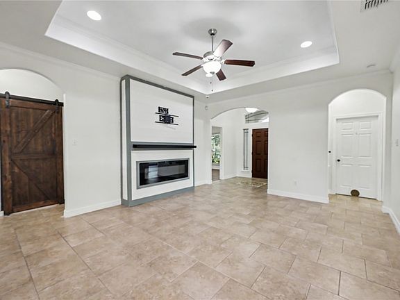 5th image of 2622 Date Palm Dr