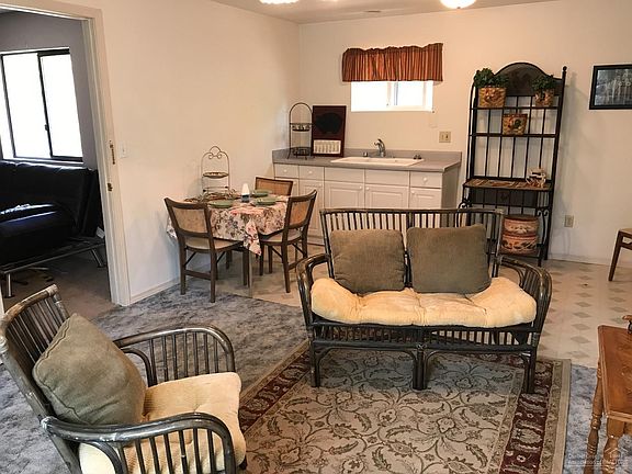 5th image of 15958 Livewood Ct