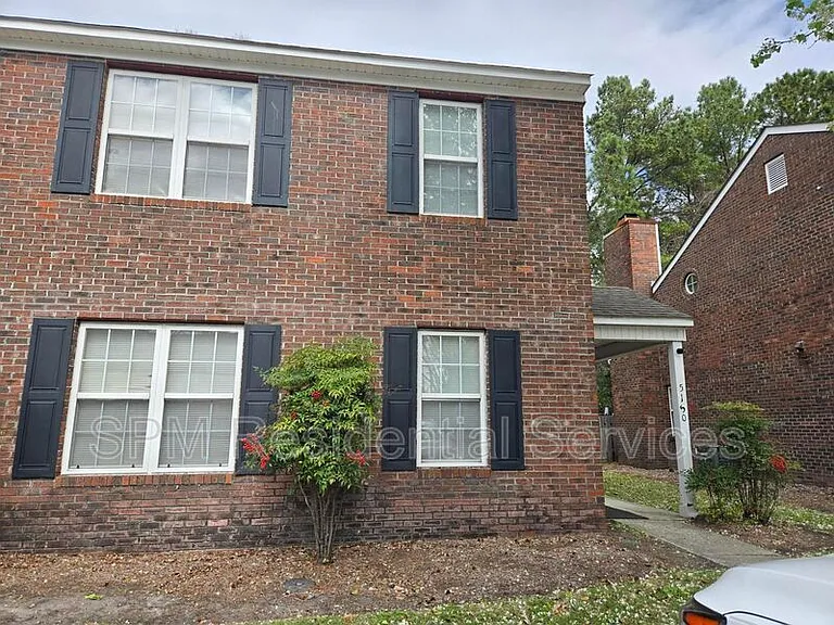 5150 Lampost Cir — Photo 1