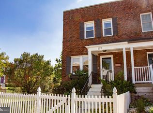 123 E Maple St, Alexandria, VA 22301