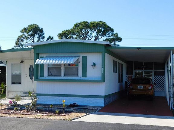 3rd image of 211 Sonnet Ln