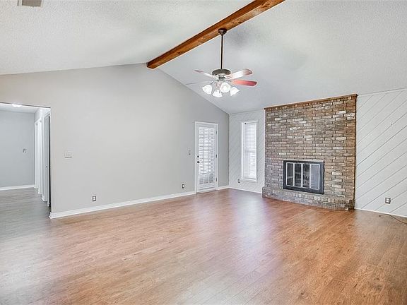3rd image of 704 High Meadow Dr