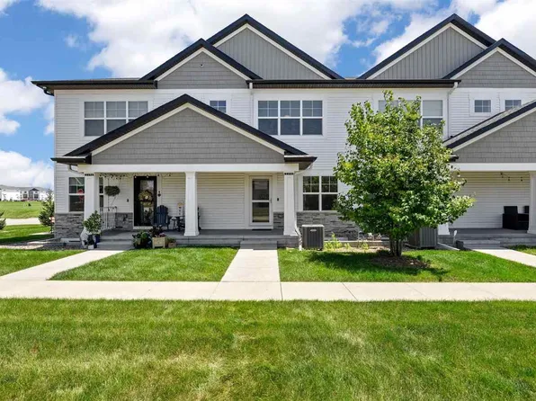2494 Roycroft Aly, Marion, IA 52302