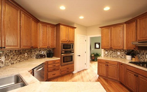 4th image of 25633 Jomean Dr