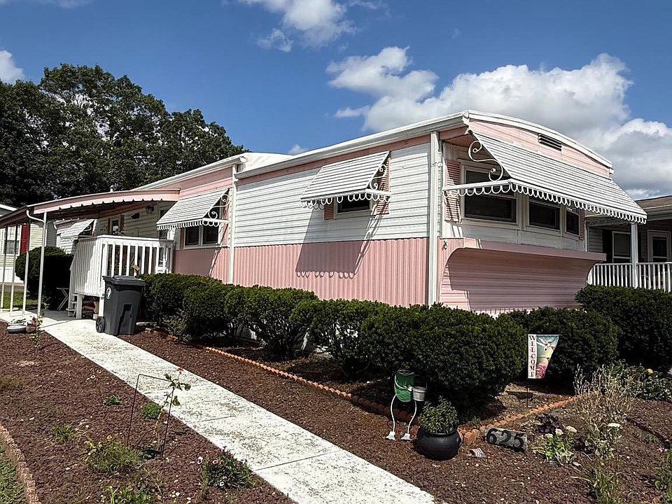 1st image of 625 Nocturn Way