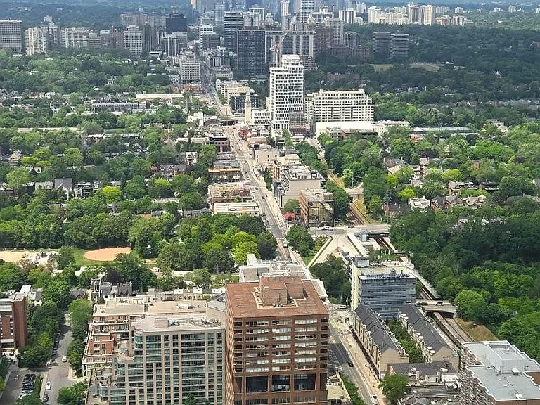 11 Yorkville Ave #5103 — Photo 5