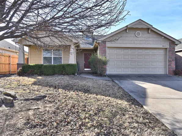 2021 E Concord St, Broken Arrow, OK 74012