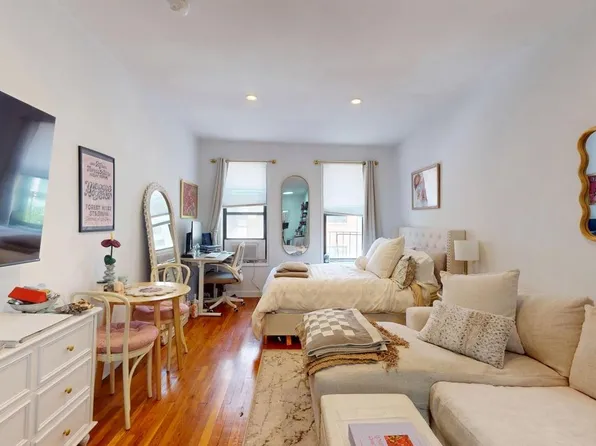 418 East 74th Street image 1 of 9