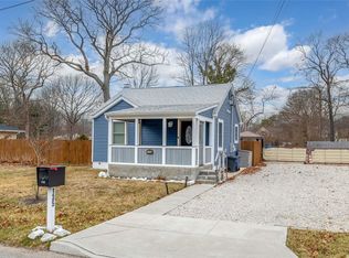 135 Baybright Dr E, Shirley, NY 11967