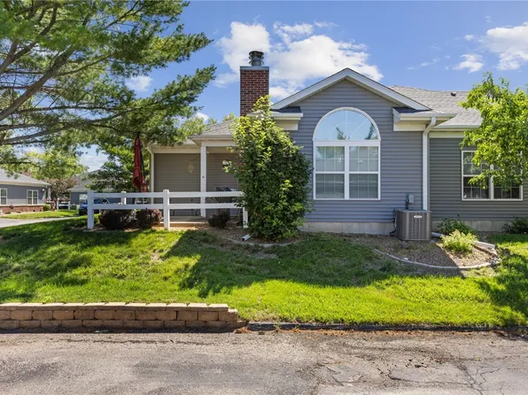 934 Kerry Ln SE #108, Cedar Rapids, IA 52403