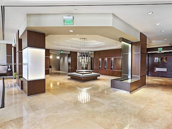 3rd image of 4775 Collins Ave #Penthouse 4201