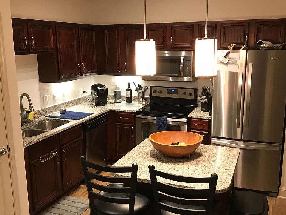 1st image of 2005 Lake Baldwin Ln Unit 107