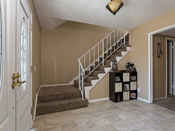 2nd image of 1581 E Edgemont Dr
