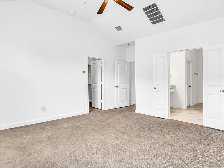 2723 Vista Park Ln — Photo 25
