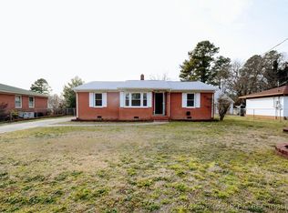 5318 Bayleaf Dr, Fayetteville, NC 28304