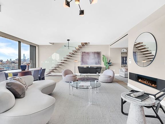 3rd image of 175 Chrystie St #10