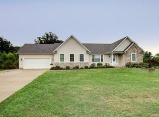 10164 Page Dr, Concord Township, OH 44060