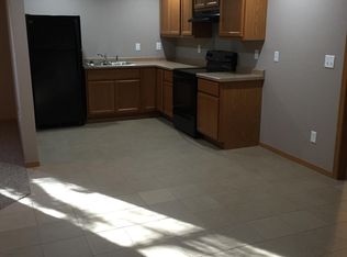 707 S Cherry St, Effingham, IL 62401