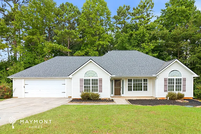 3 bed, 2.0 bath, 1280 sqft, $1,745 — Photo 1