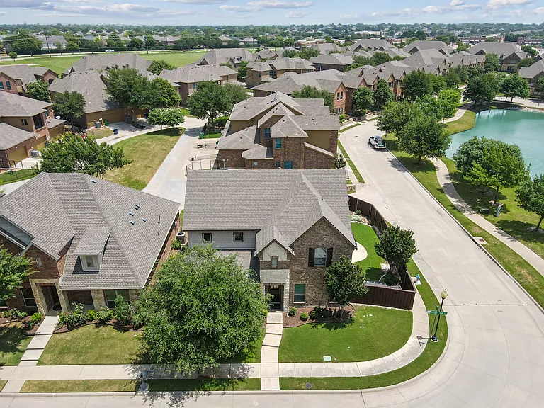 4213 Pecan Bend Ln — Photo 26