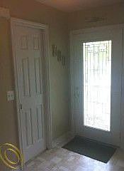 4th image of 1040 Wall St