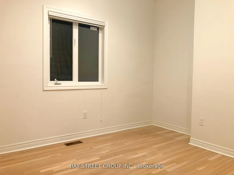 13 Pembrooke Rd — Photo 11
