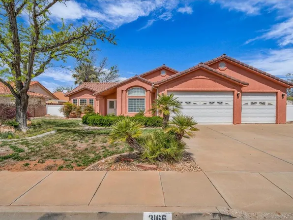 3166 Canyon View Dr, Santa Clara, UT 84765