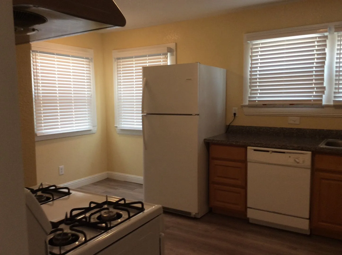 3 Bedroom, 2 Bathroom Home, Westside, near UCSC — Photo 2