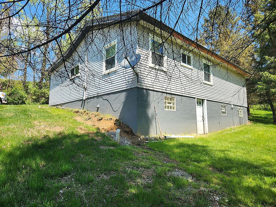 2nd image of 1680 Beham Ridge Rd