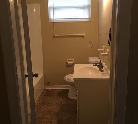 5th image of 2517 Oak Summit Dr