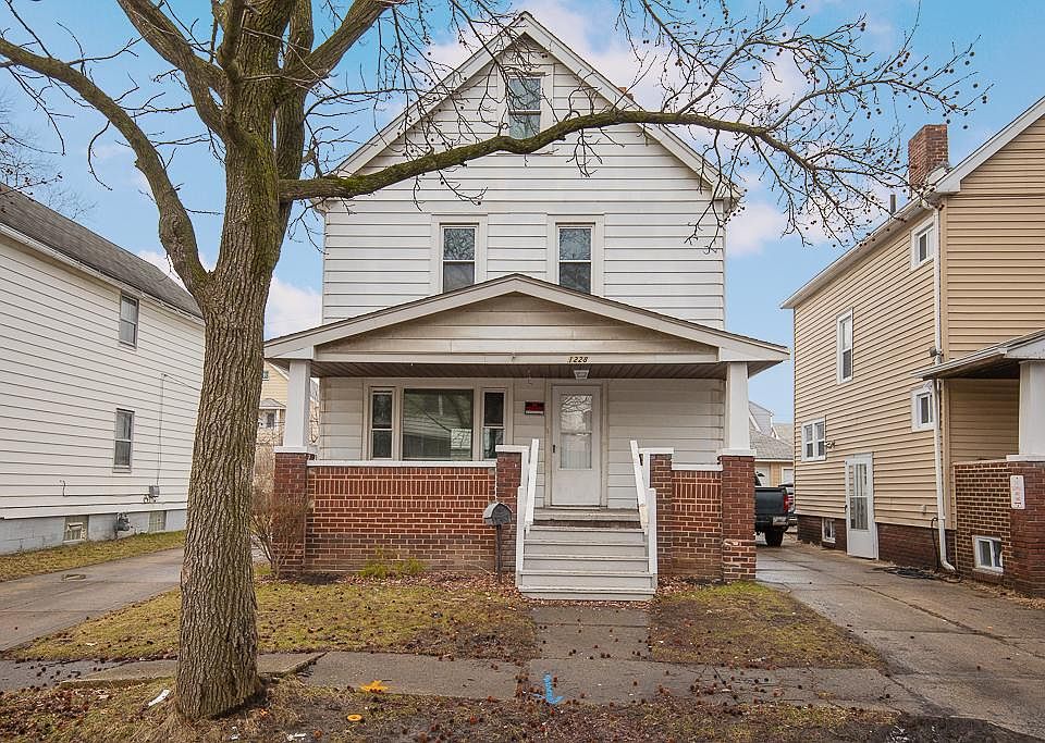 1st image of 1228 E 175th St