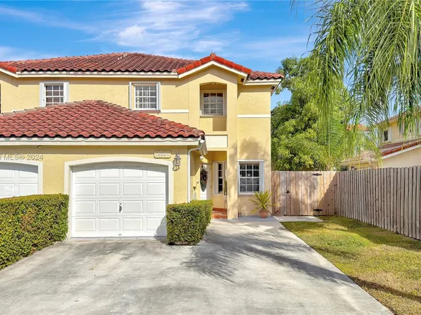 13855 SW 102nd Ter #1, Miami, FL 33186