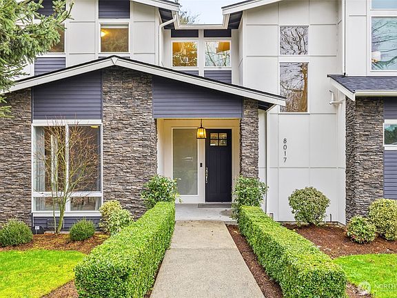 2nd image of 8017 128th Avenue NE