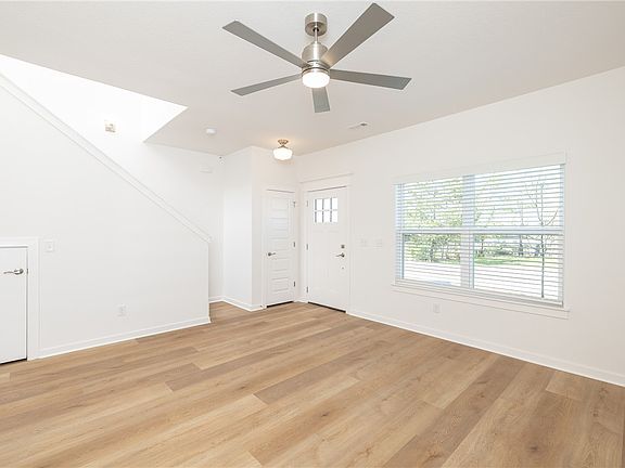 4th image of 832 S Dockery Ln #1 & 2