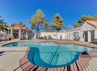 4040 Castle Cove Dr #4040, Las Vegas, NV 89108