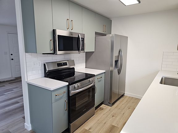 Kitchen- new appliances